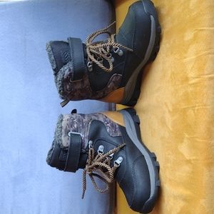 Target brand winter boots w/Thermolite